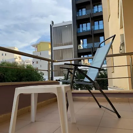 Apartment Florindas Qerret *